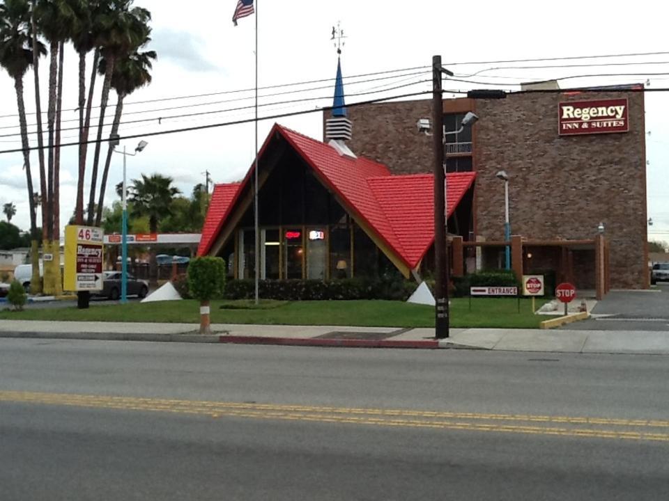 Regency Inn And Suites Baldwin Park Buitenkant foto