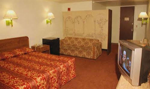 Regency Inn And Suites Baldwin Park Buitenkant foto